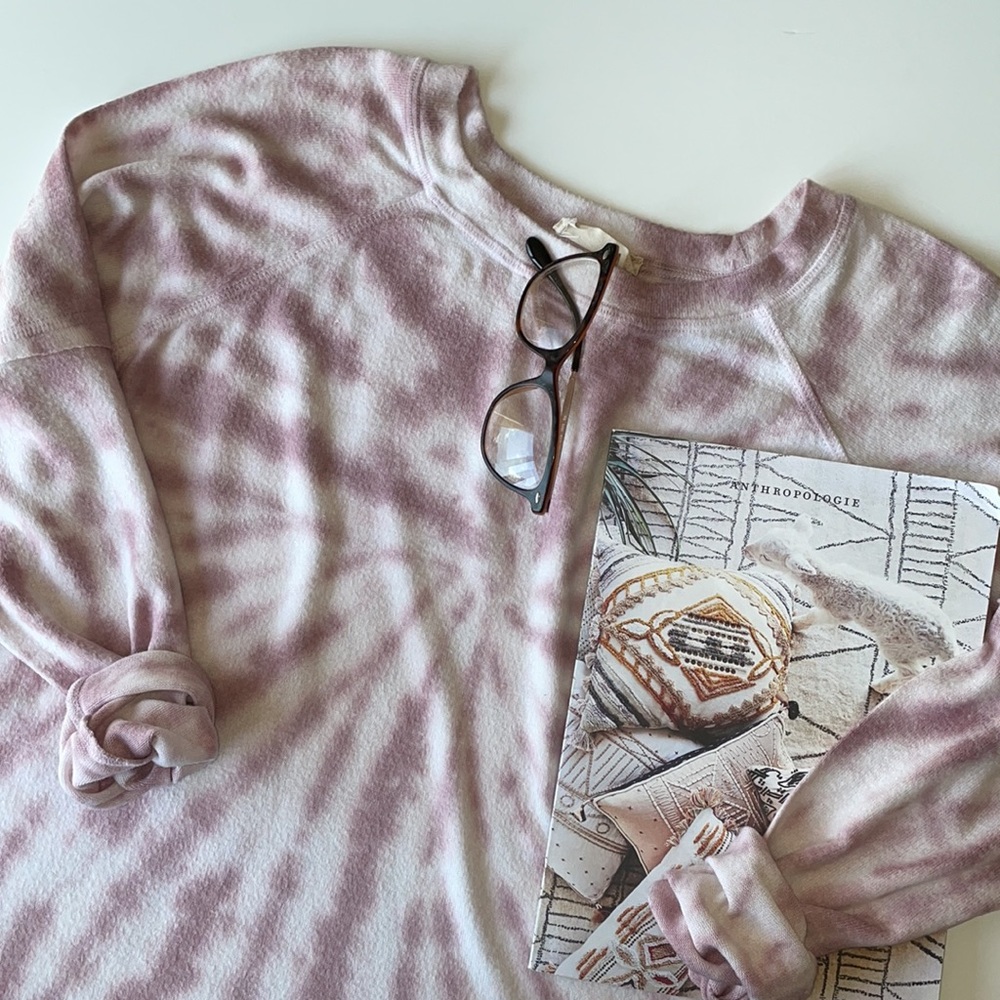 ALTAR’D STATE Tie Dye Pullover Top. Size S